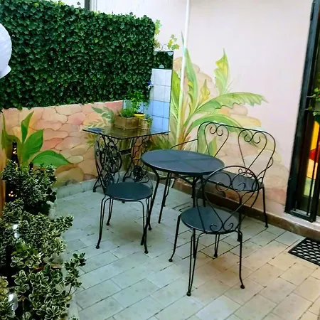 2Bcentral Desenzano del Garda Exterior photo
